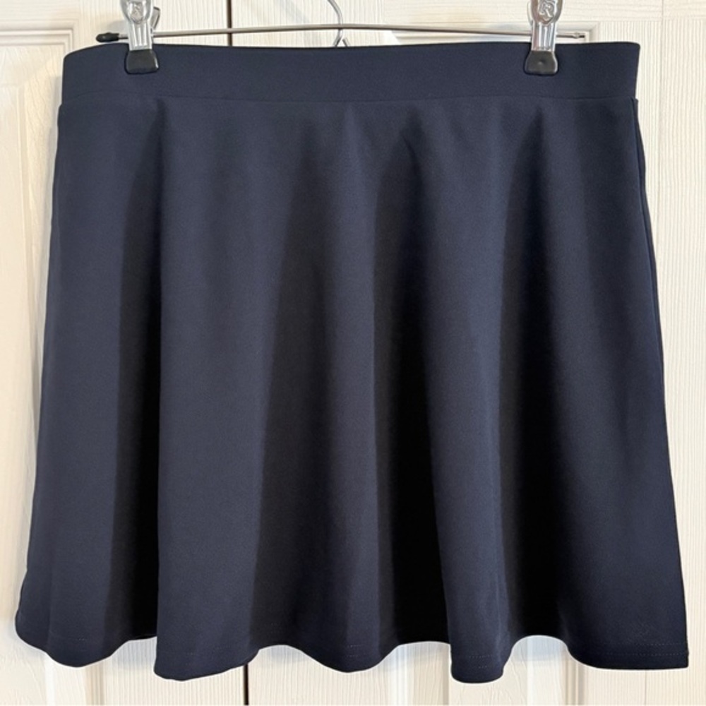 Elegant Hanna Nikole Navy Women's Sz L Skort 15 1/2 inch NWT BC